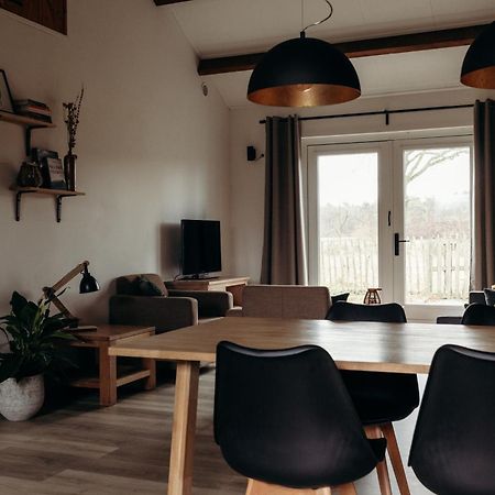 In De 7E Hemel Apartment Grashoek Екстериор снимка